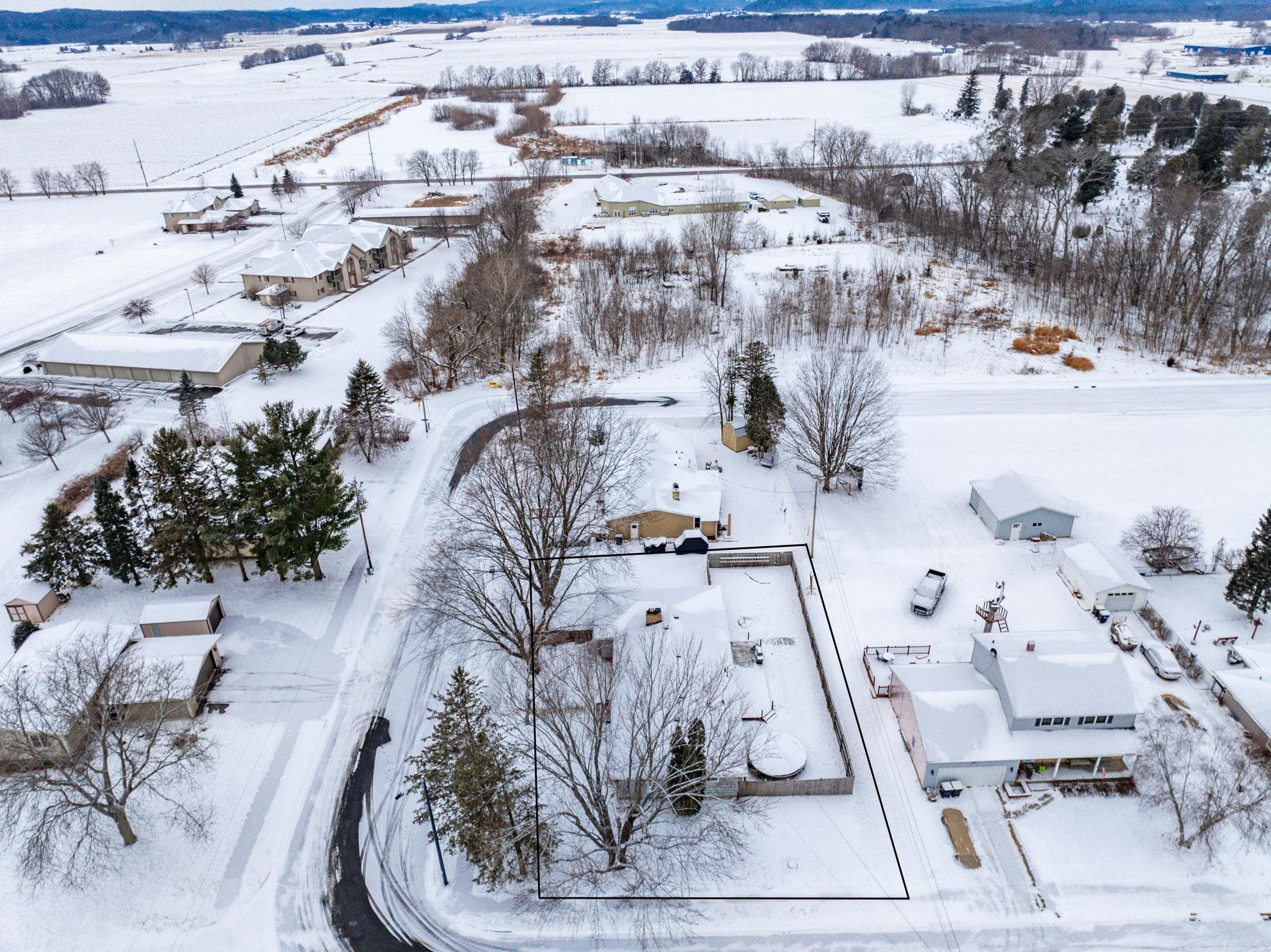 801 Pearl Street Mauston, WI 53948 - Photo 2 of 46