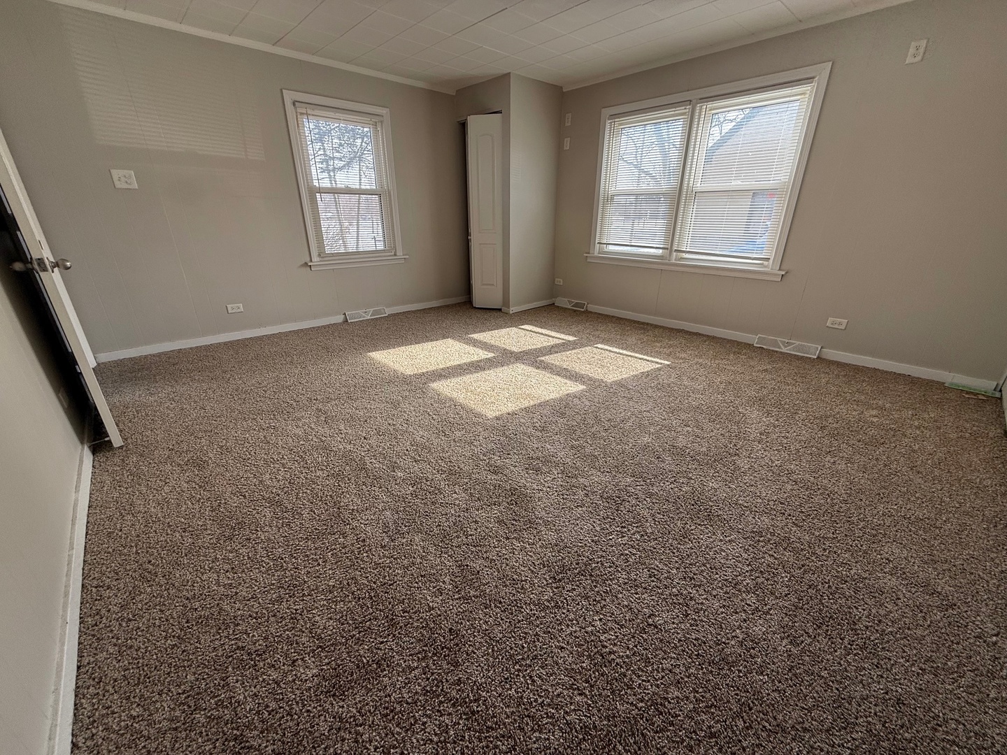 14448 Kilbourn Avenue Midlothian, IL 60445 - Photo 5 of 20