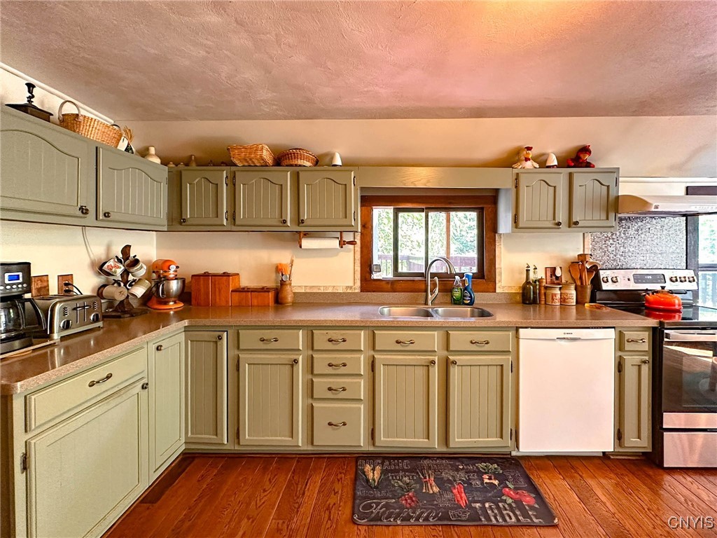 7764 Cameron Hill Road Deerfield, NY 13304 - Photo 17 of 49