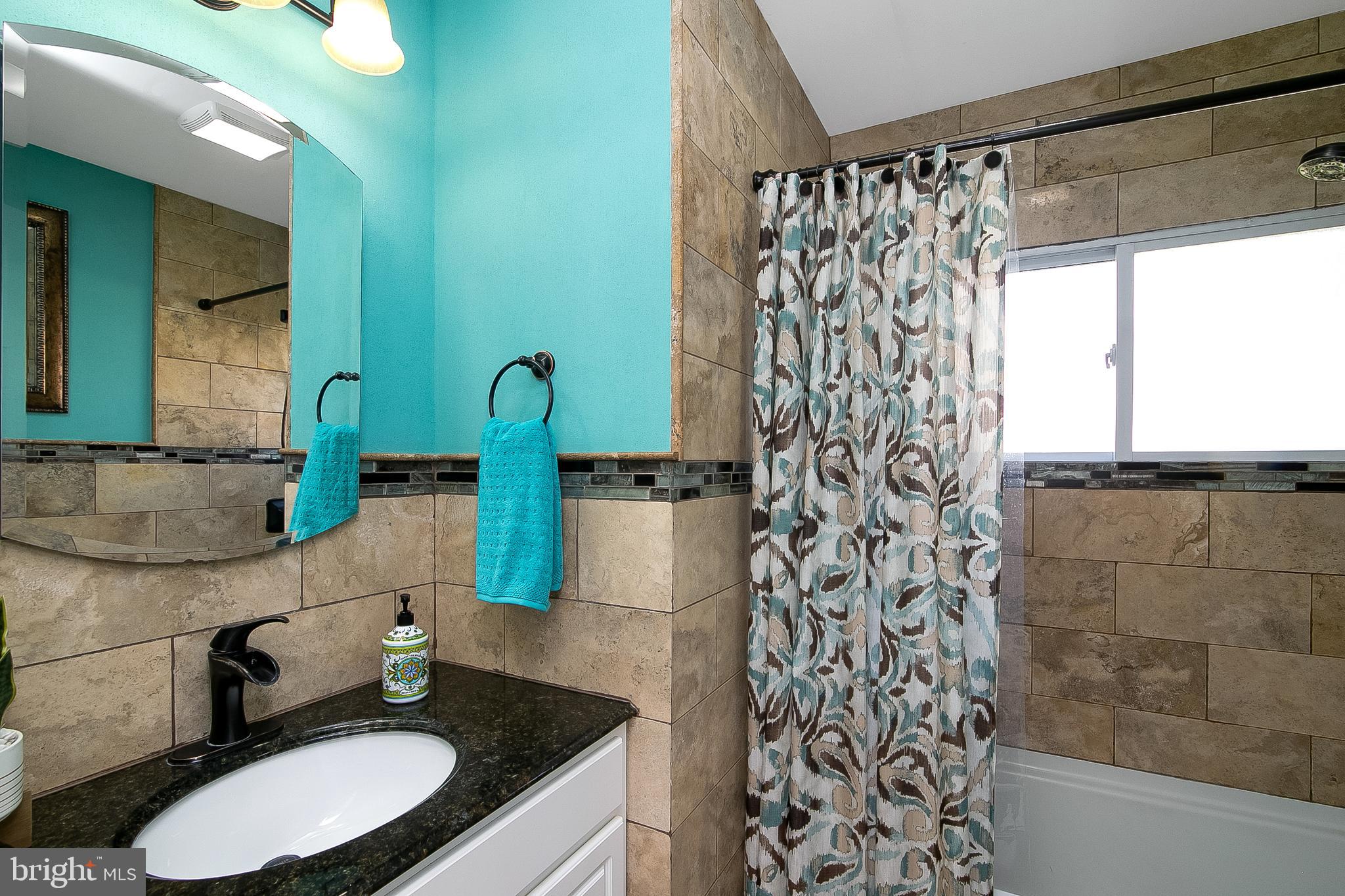 21 Hydrangea Road Levittown, PA 19056 - Photo 20 of 47 Gallery Image 20