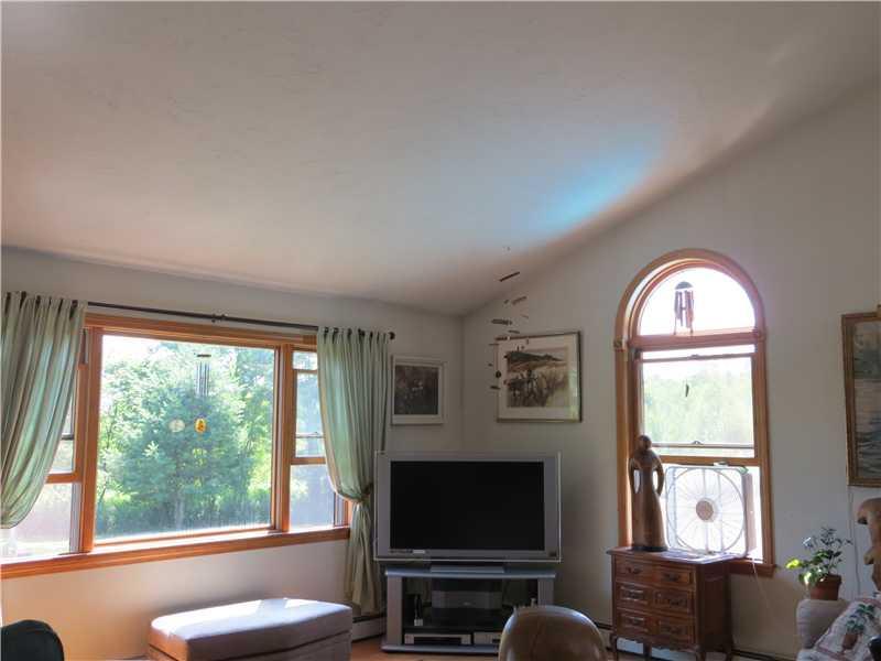 277 8 Rod Road Waterville, ME 04901 - Photo 6 of 18 Living Room.