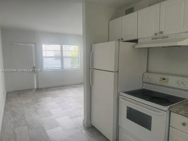 $1,700 | 608 5th Street, Unit 7, West Palm Beach, FL 33401