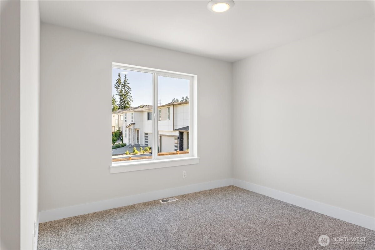 17915 Sunset Road Bothell, WA 98012 - Photo 26 of 32