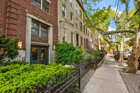 $1,250,000 | 63 Sussex Street, Unit 8, Jersey City, NJ 07302