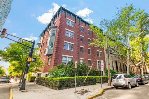 $1,250,000 | 63 Sussex Street, Unit 8, Jersey City, NJ 07302