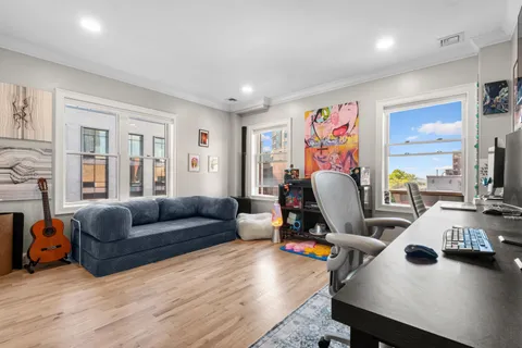 $1,250,000 | 63 Sussex Street, Unit 8, Jersey City, NJ 07302