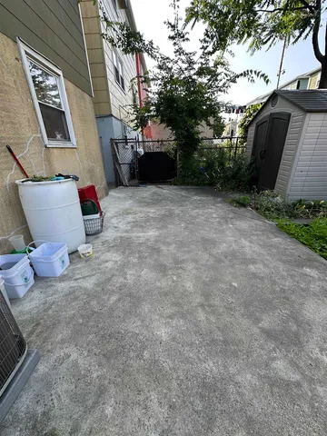 $2,800 | 33 East 51st Street, Unit 2, Bayonne, NJ 07002