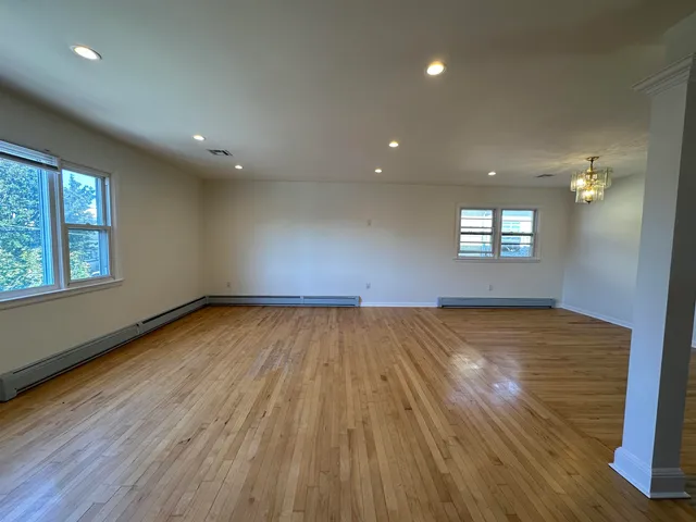 $2,800 | 33 East 51st Street, Unit 2, Bayonne, NJ 07002