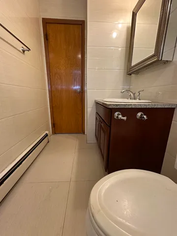 $2,800 | 33 East 51st Street, Unit 2, Bayonne, NJ 07002