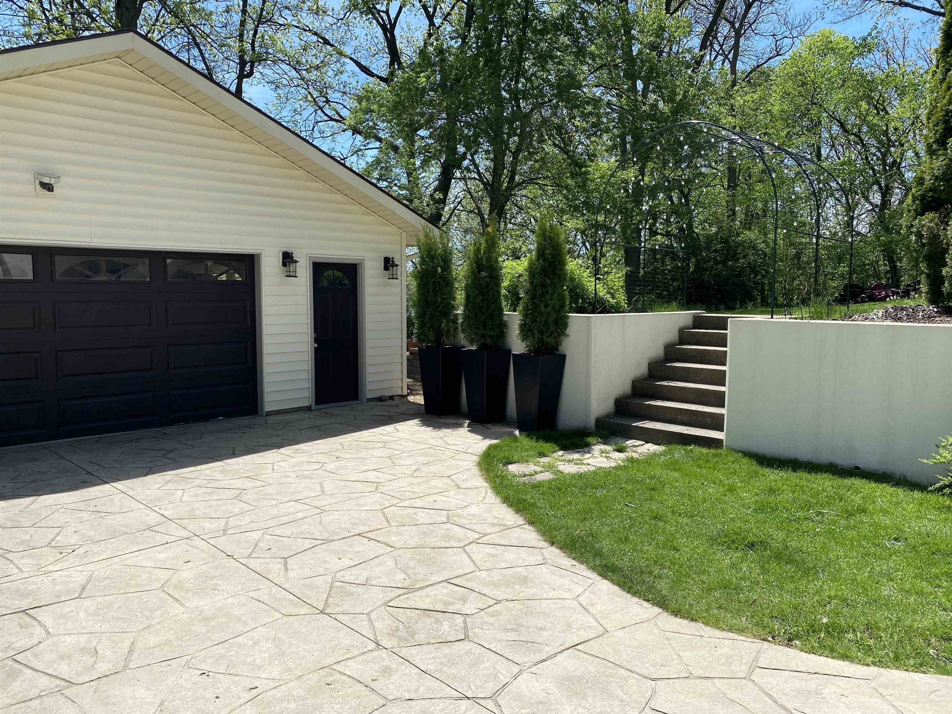 2314 Bradley Road Rockford, IL 61107 - Photo 52 of 70