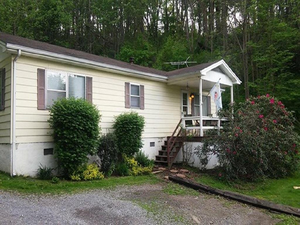 517 Reed Street Damascus, VA 24236 - Photo 1 of 1 Photo 1