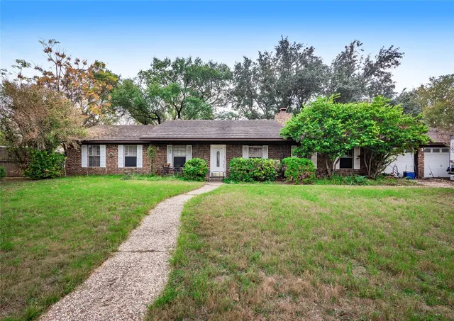 $350,000 | 112 Hasler Street, Bastrop, TX 78602