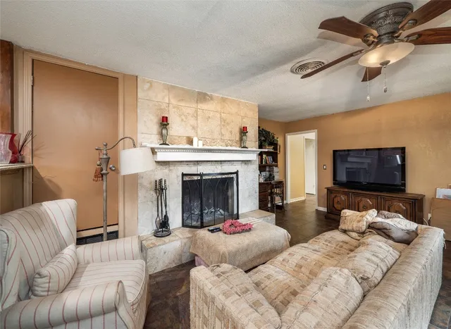 $350,000 | 112 Hasler Street, Bastrop, TX 78602