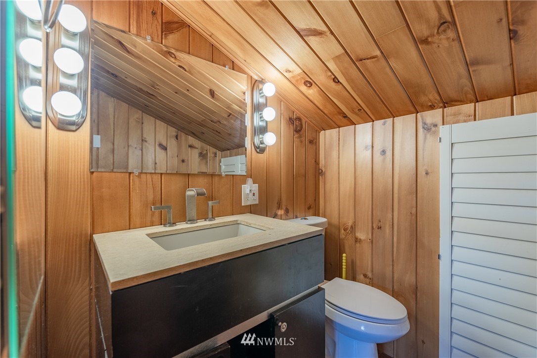3826 Sapp Road Southwest Olympia, WA 98512 - Photo 21 of 39 a bathroom with a sink a toilet and shower