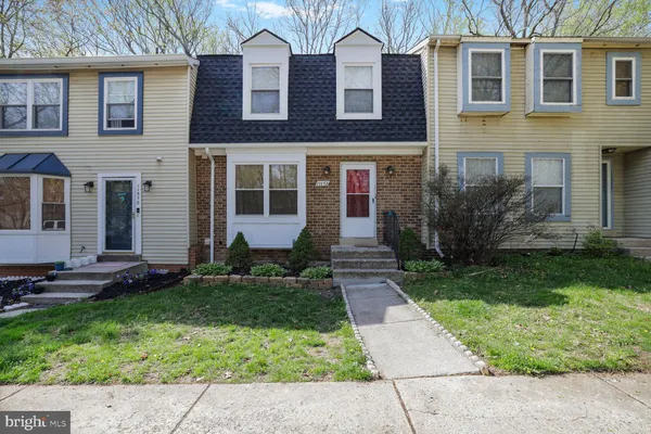 $2,595 | 11572 Summer Oak Drive, Germantown, MD 20874