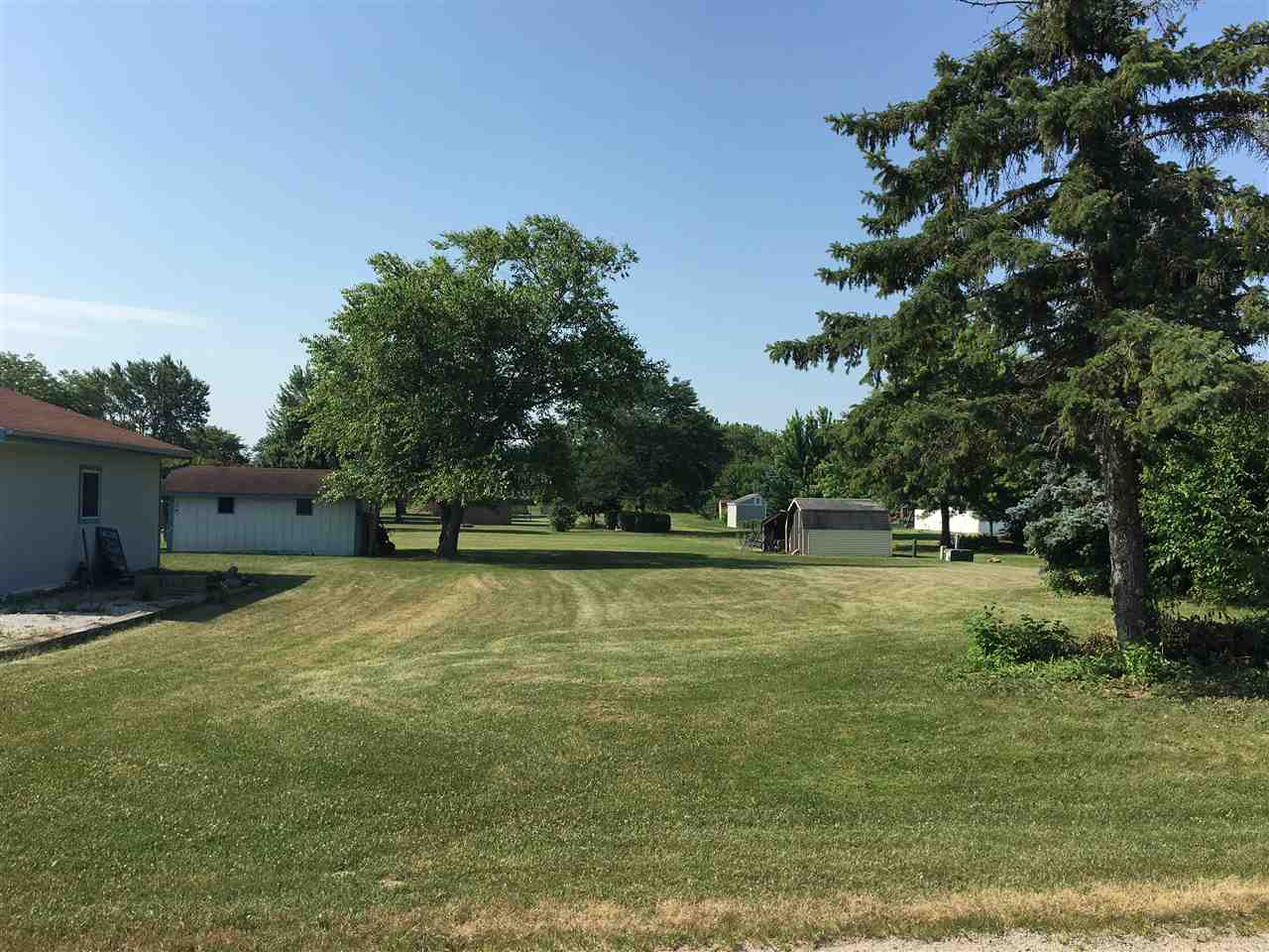 5421 Kroemer Road Fort Wayne, IN 46818 - Photo 8 of 32