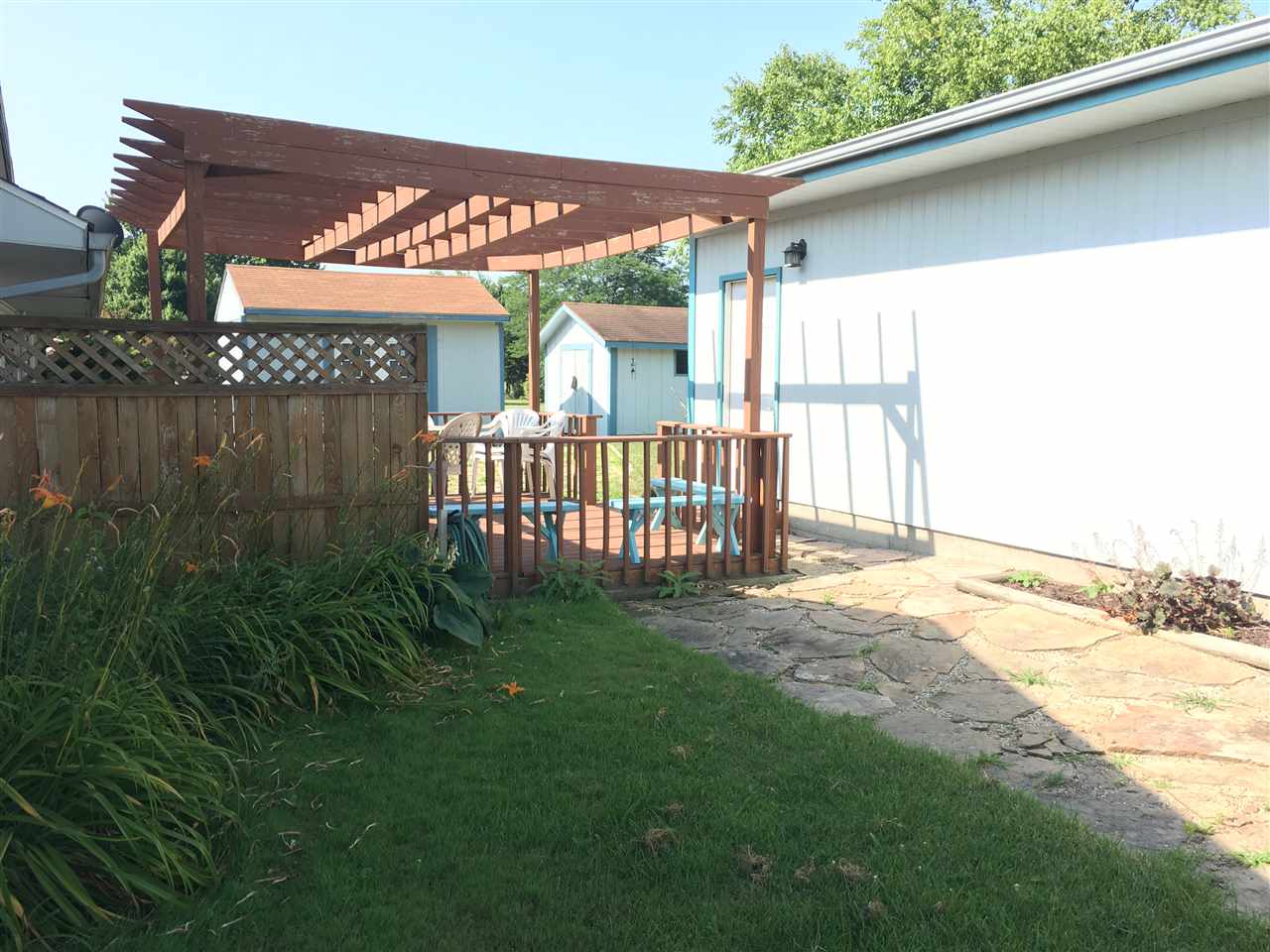 5421 Kroemer Road Fort Wayne, IN 46818 - Photo 10 of 32
