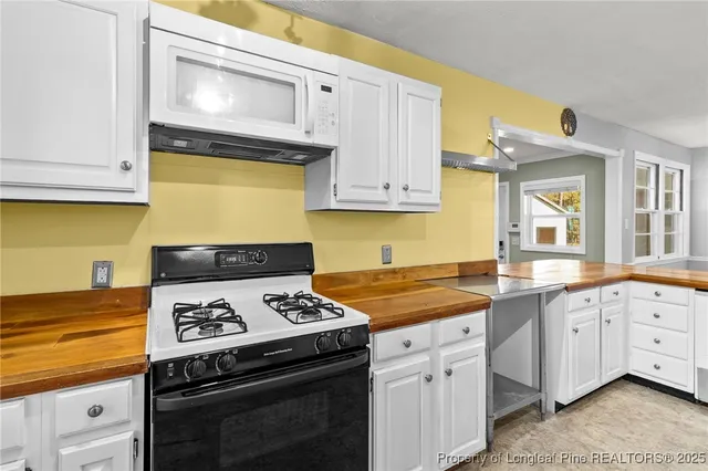 $300,000 | 436 Wolfpoint Dr Exd, Fayetteville, NC 28311