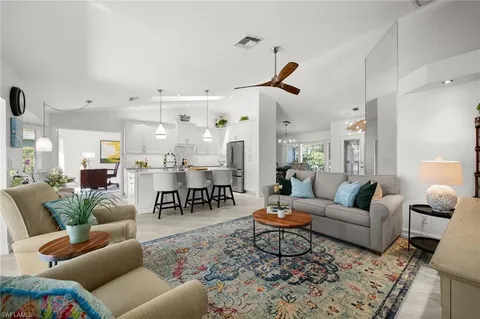 $550,000 | 945 Moon Lake Drive, Naples, FL 34104