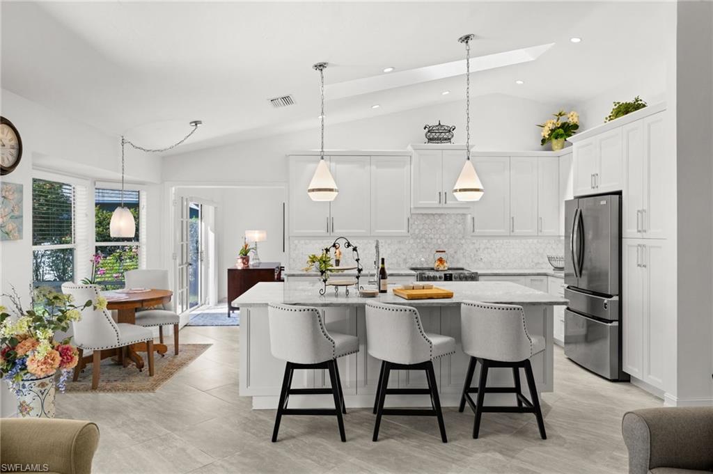 945 Moon Lake Drive Naples, FL 34104 - Photo 12 of 40