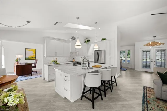 $550,000 | 945 Moon Lake Drive, Naples, FL 34104