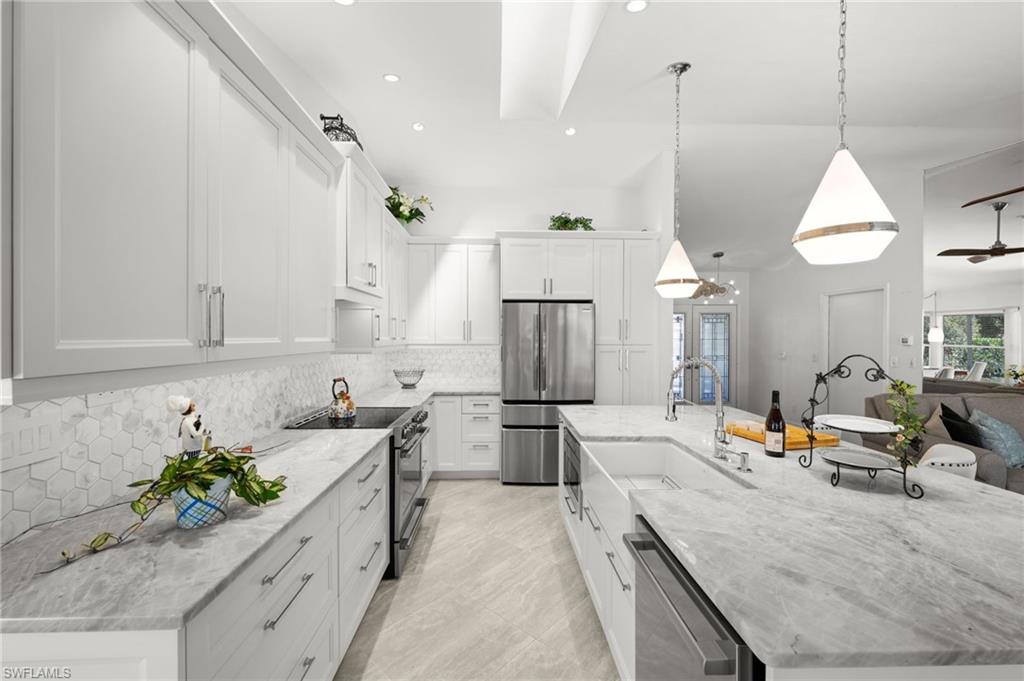 945 Moon Lake Drive Naples, FL 34104 - Photo 14 of 40