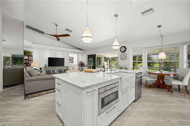 $550,000 | 945 Moon Lake Drive, Naples, FL 34104