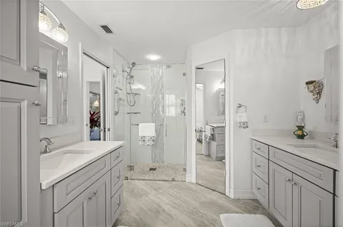 $550,000 | 945 Moon Lake Drive, Naples, FL 34104