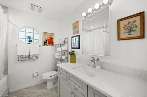 $550,000 | 945 Moon Lake Drive, Naples, FL 34104