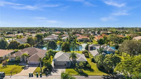 $550,000 | 945 Moon Lake Drive, Naples, FL 34104