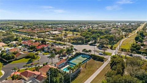 $550,000 | 945 Moon Lake Drive, Naples, FL 34104