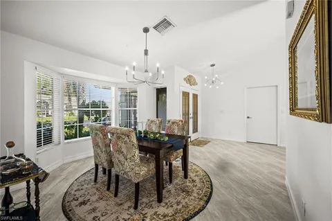 $550,000 | 945 Moon Lake Drive, Naples, FL 34104