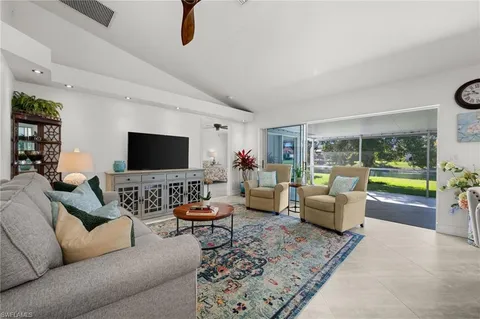 $550,000 | 945 Moon Lake Drive, Naples, FL 34104