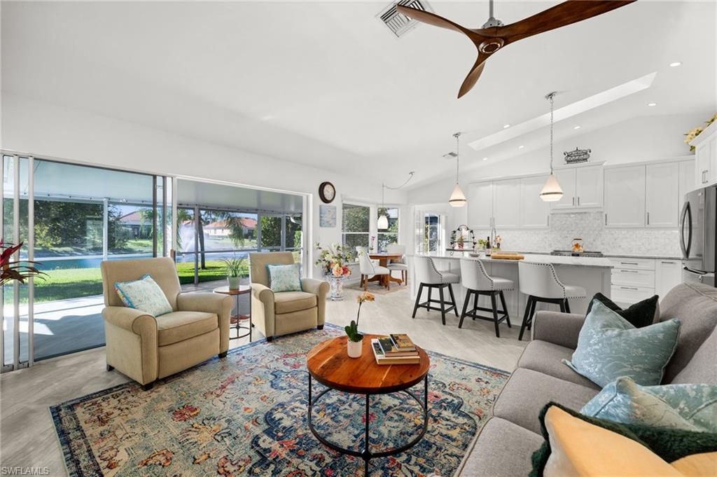 945 Moon Lake Drive Naples, FL 34104 - Photo 10 of 40