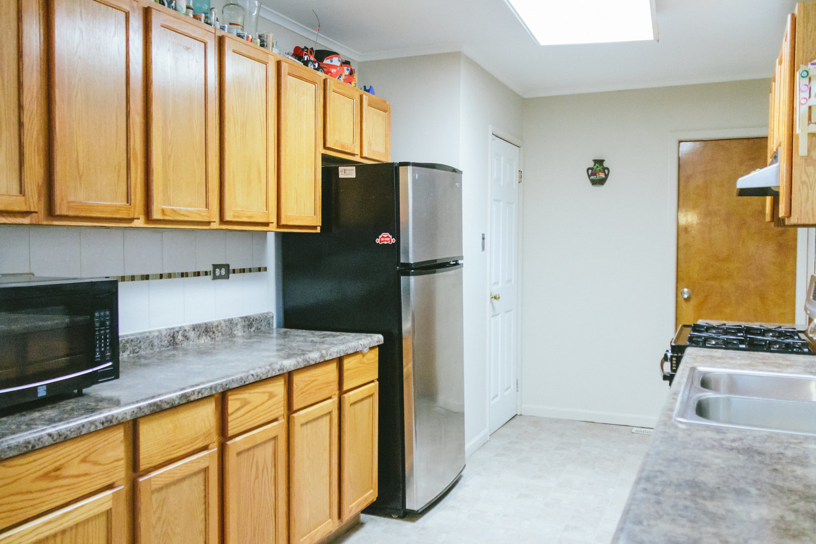 16003 Spaulding Avenue Markham, IL 60428 - Photo 2 of 22
