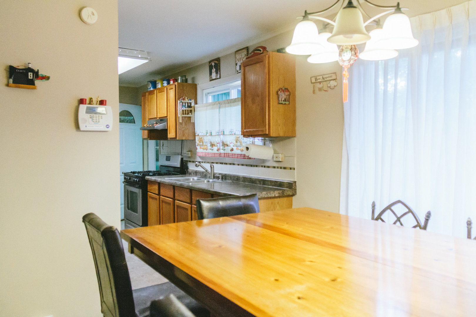 16003 Spaulding Avenue Markham, IL 60428 - Photo 5 of 22