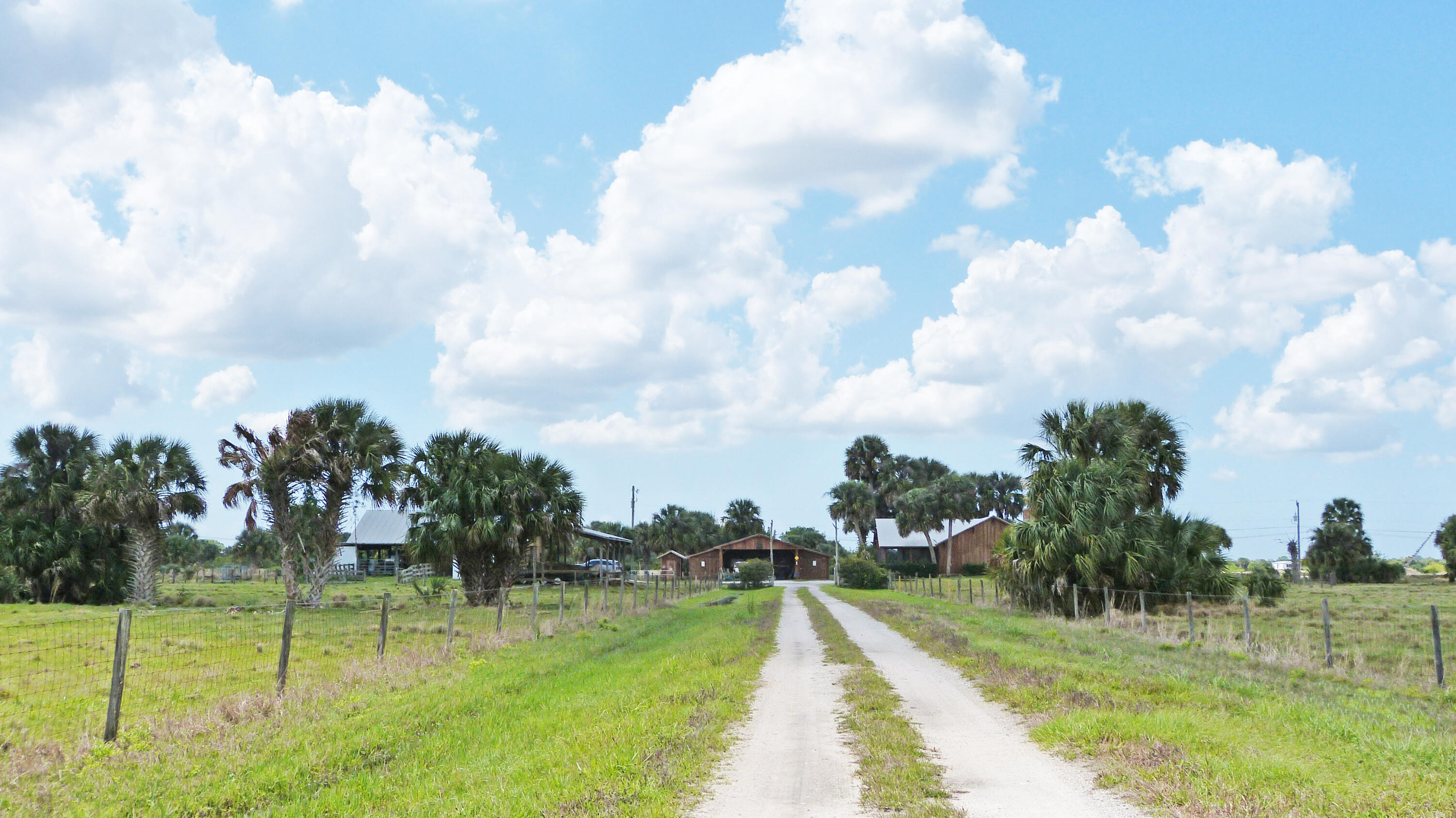 8590 Carlton Road Port St. Lucie, FL 34987 - Photo 6 of 27 P1020924