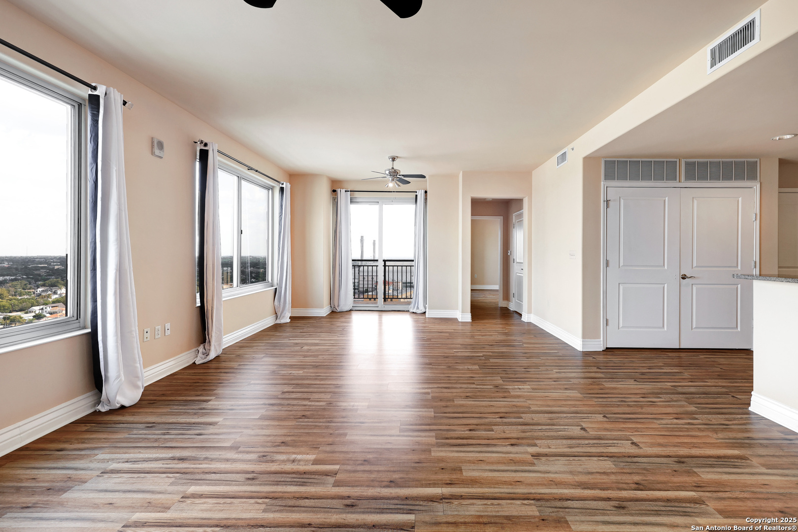 215 Center Street, Unit 1905 San Antonio, TX 78202 - Photo 13 of 43