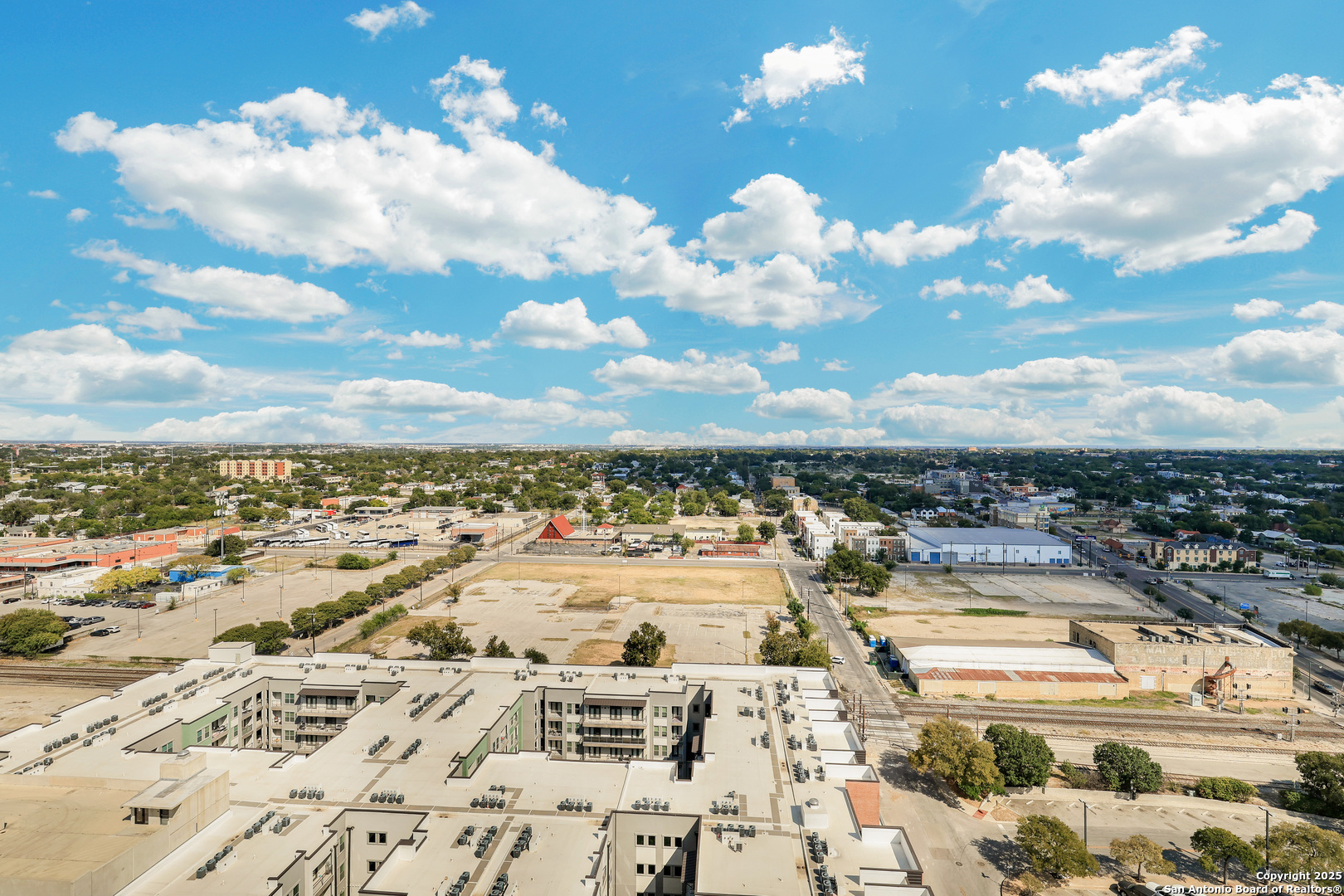 215 Center Street, Unit 1905 San Antonio, TX 78202 - Photo 25 of 43