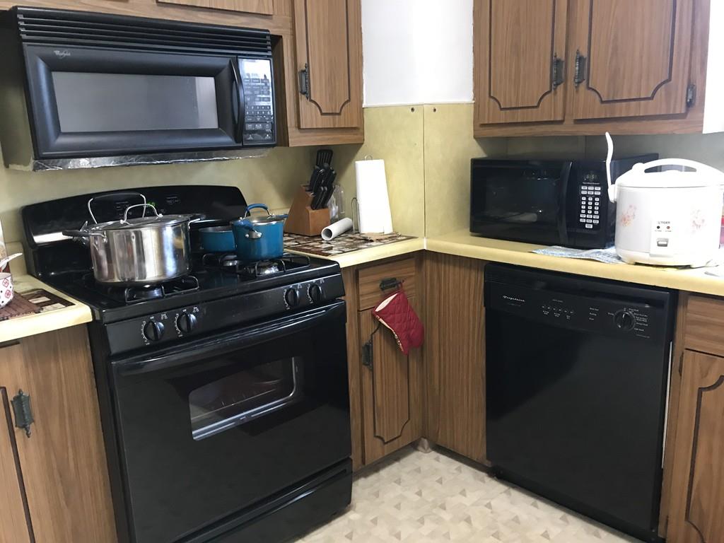 102 Garden Street West Springfield, MA 01089 - Photo 15 of 40 Gallery Image 15