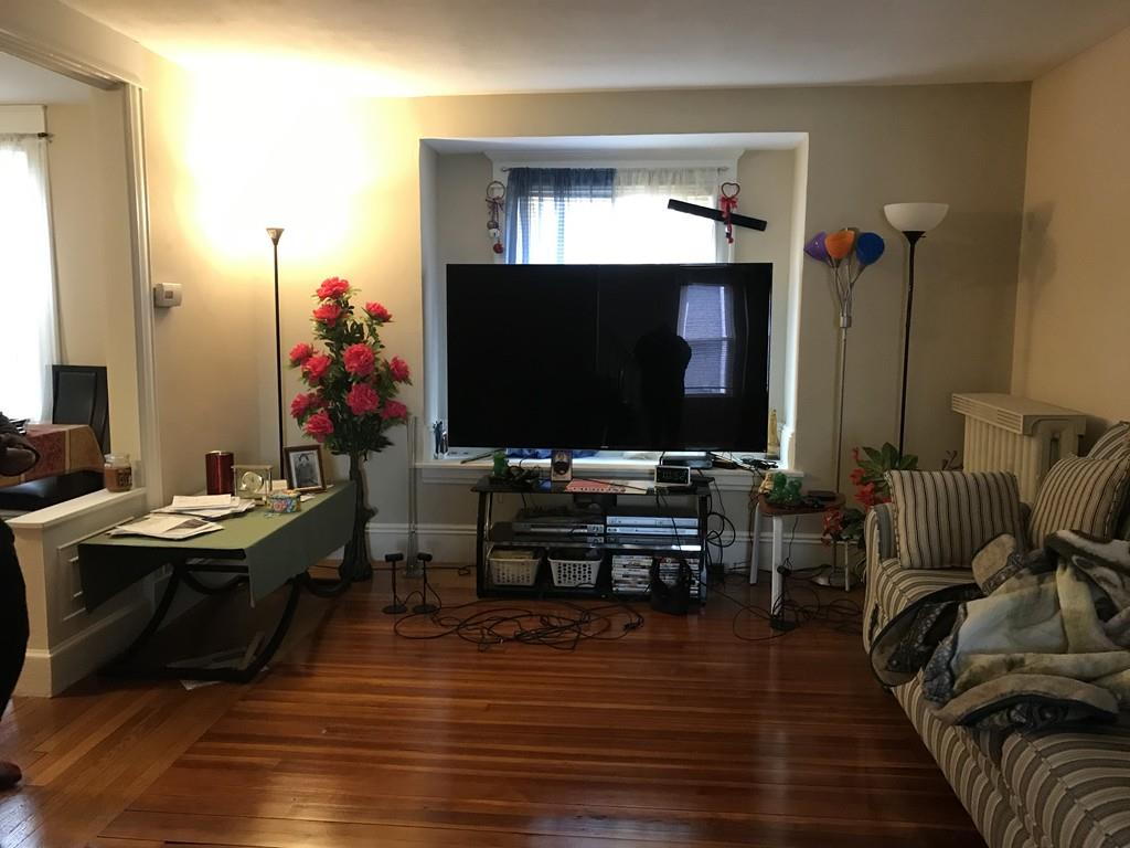 102 Garden Street West Springfield, MA 01089 - Photo 8 of 40 Gallery Image 8