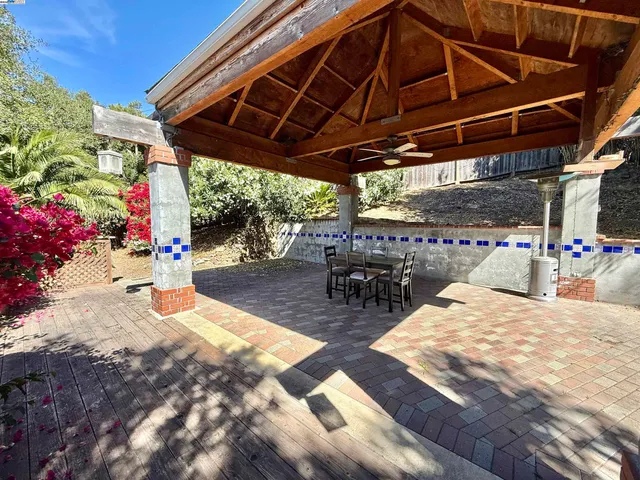 $799,000 | 7308 Altura Place, Oakland, CA 94605