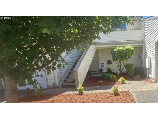 $249,950 | 510 Southeast 157th Avenue, Unit 37, Vancouver, WA 98684