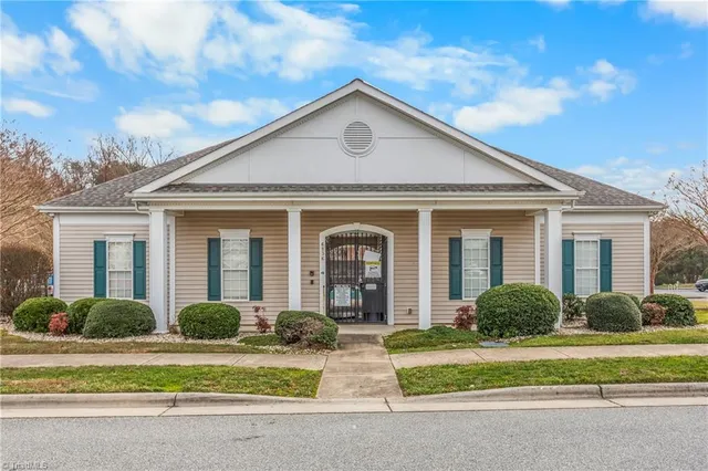 $200,000 | 208 Richmond Terrace, Kernersville, NC 27284