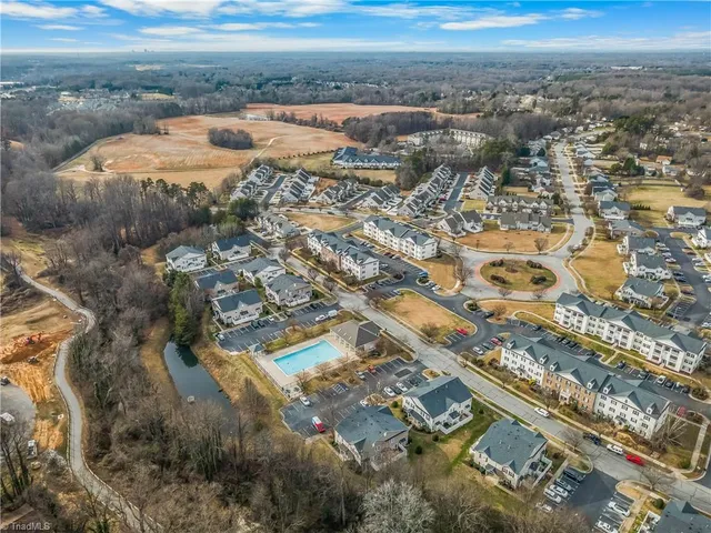 $200,000 | 208 Richmond Terrace, Kernersville, NC 27284