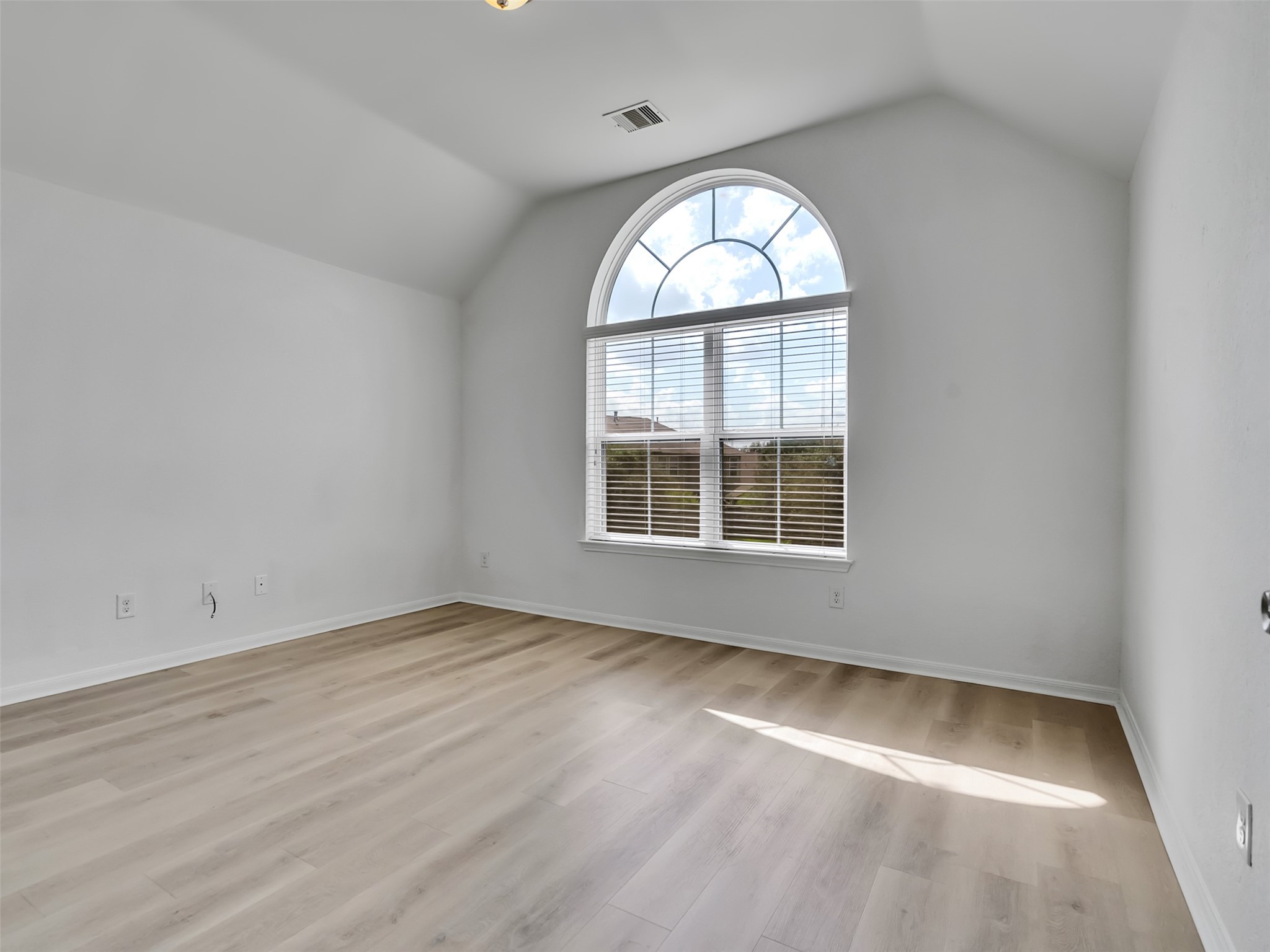 3502 Single Ridge Way Katy, TX 77493 - Photo 24 of 46 Extra Room (Upstairs)