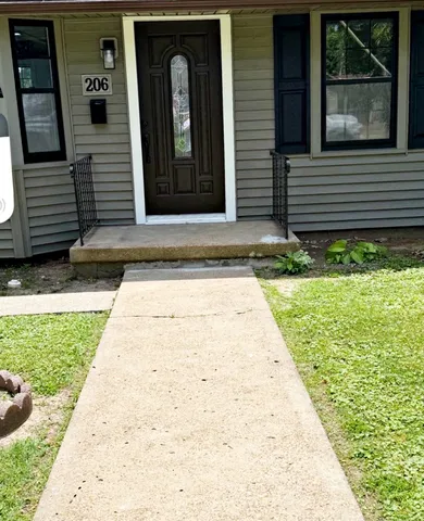 $179,900 | 206 East 5th Street, Metropolis, IL 62960