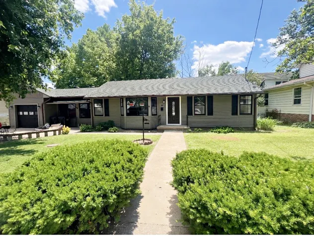 $179,900 | 206 East 5th Street, Metropolis, IL 62960