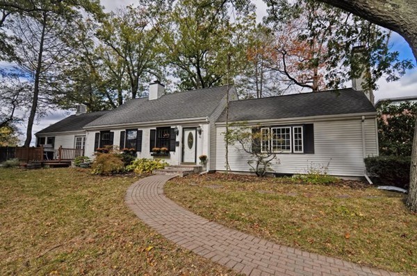 86 Barber Road Framingham, MA 01702 - Photo 1 of 13 Gallery Image 1