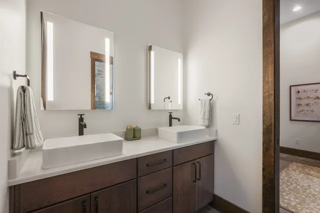 $1,300,000 | 4 Kathy Ann Drive, Crawfordville, FL 32327